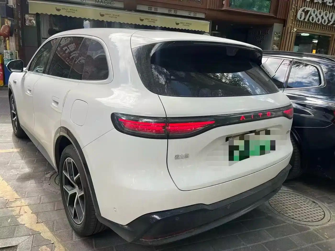 Wenjie M6 2026 Range Extended Max+ 4WD Version — миниатюра 2