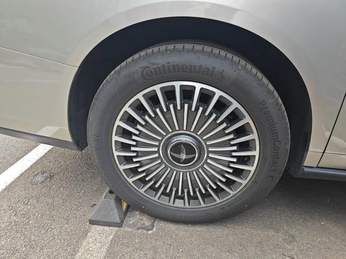 Geely Galaxy V900 2026 Model Jin Hui Collection Edition — миниатюра 11