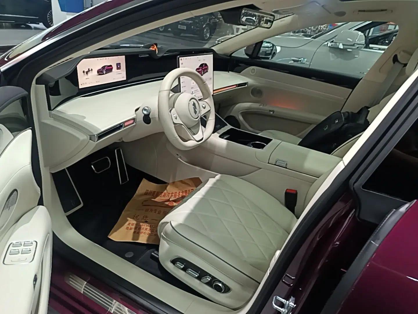 Hima Stelato S9 2026 Model Range-Extender Ultra, Rear-wheel Drive, 53kWh — миниатюра 17