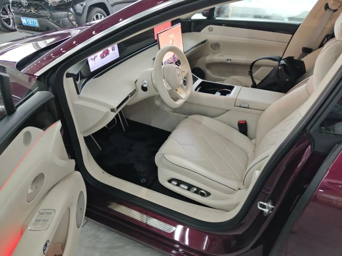 Hima Stelato S9 2026 Model Range-Extender Ultra, Rear-wheel Drive, 53kWh — миниатюра 23