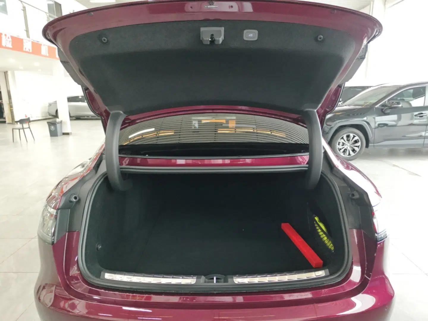 Hima Stelato S9 2026 Model Range-Extender Ultra, Rear-wheel Drive, 53kWh — миниатюра 27