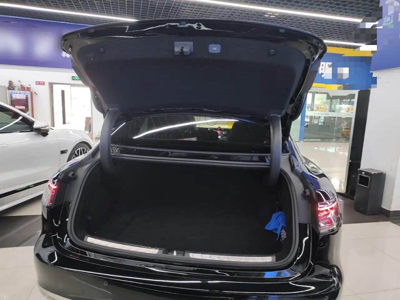 Hima Stelato S9 2026 Model Range-Extender Ultra, Rear-wheel Drive, 53kWh — миниатюра 31