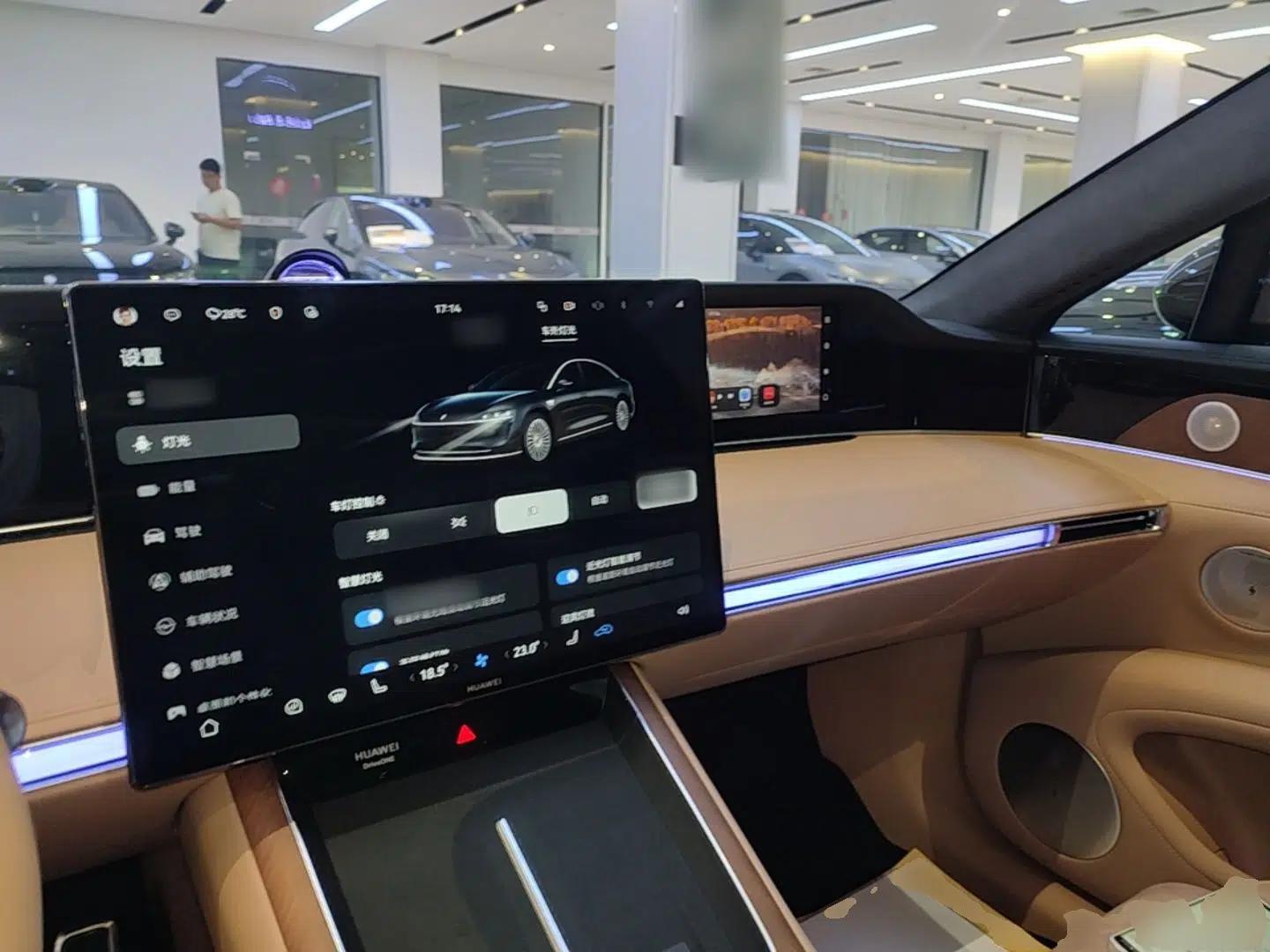 Hima Stelato S9 2026 Model Range-Extender Ultra, Rear-wheel Drive, 53kWh — миниатюра 17
