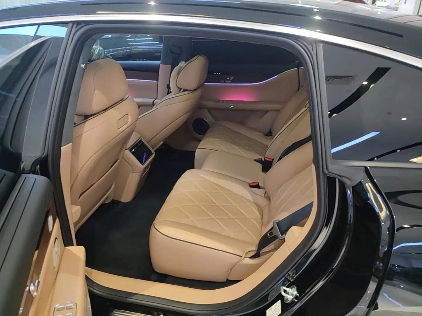 Hima Stelato S9 2026 Model Range-Extender Ultra, Rear-wheel Drive, 53kWh — миниатюра 25