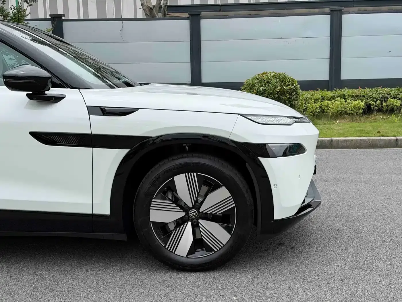 VW 08 2026 Long Range Rear-Wheel Drive Pure — миниатюра 4