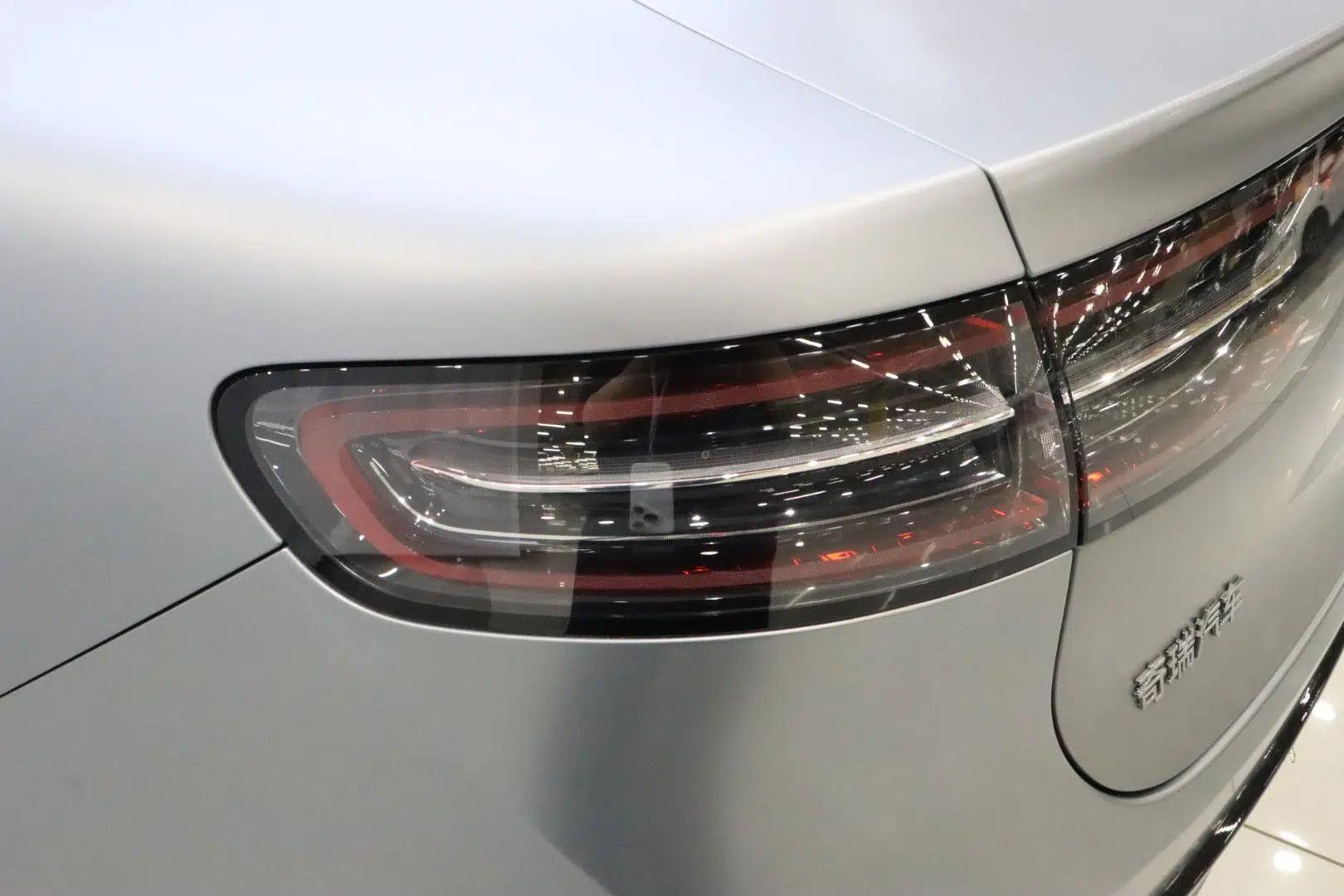 Hima Luxeed S7 2024 Max+ Rear-Drive Ultra-Range Intelligent Driving Edition — миниатюра 18