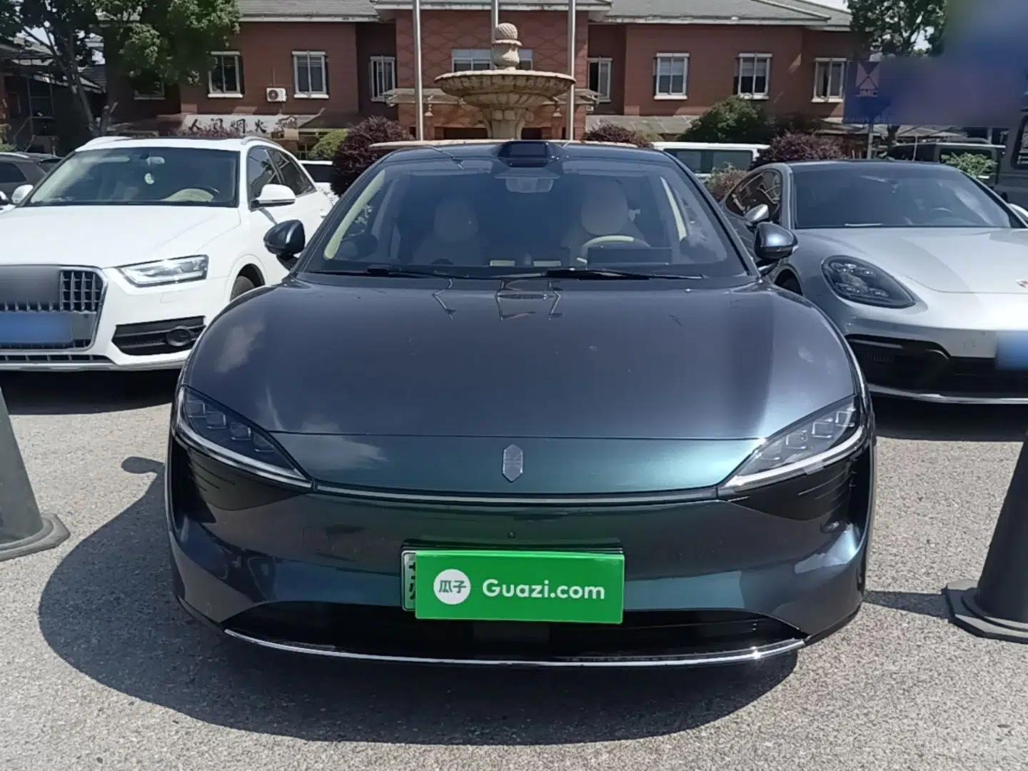 Hima Luxeed S7 2024 Max Rear-Drive Long-Range Intelligent Driving Version — миниатюра 2