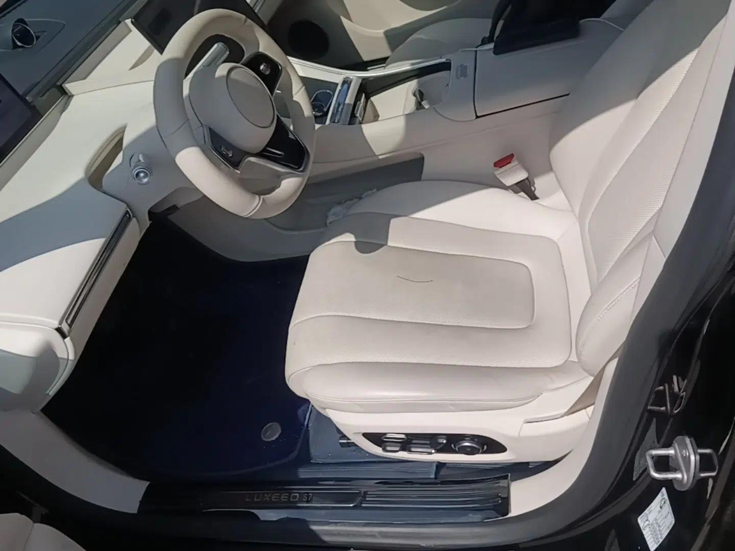 Hima Luxeed S7 2024 Max Rear-Drive Long-Range Intelligent Driving Version — миниатюра 22