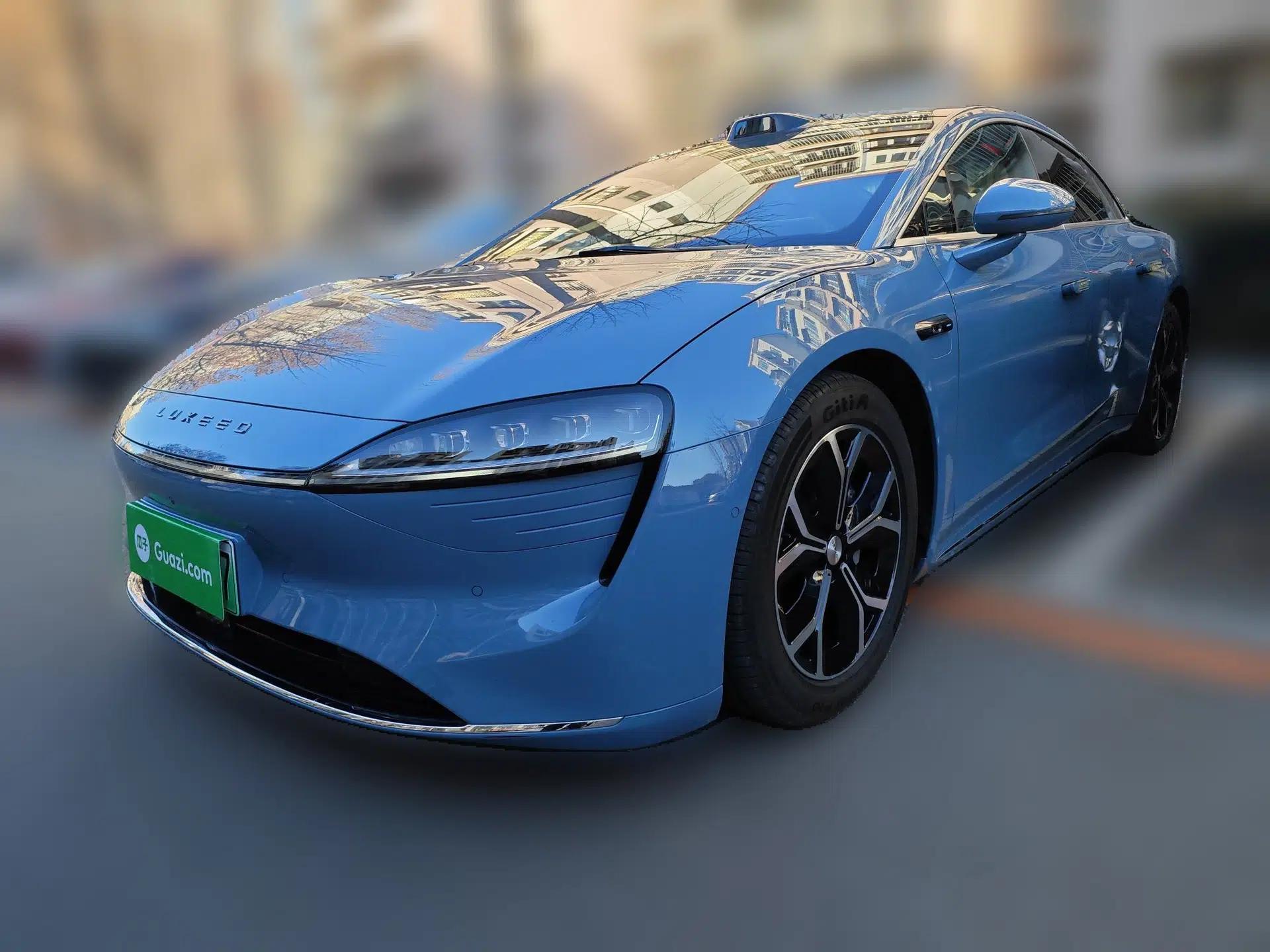 Hima Luxeed S7 2024 Max Rear-Drive Long-Range Intelligent Driving Version — миниатюра 1