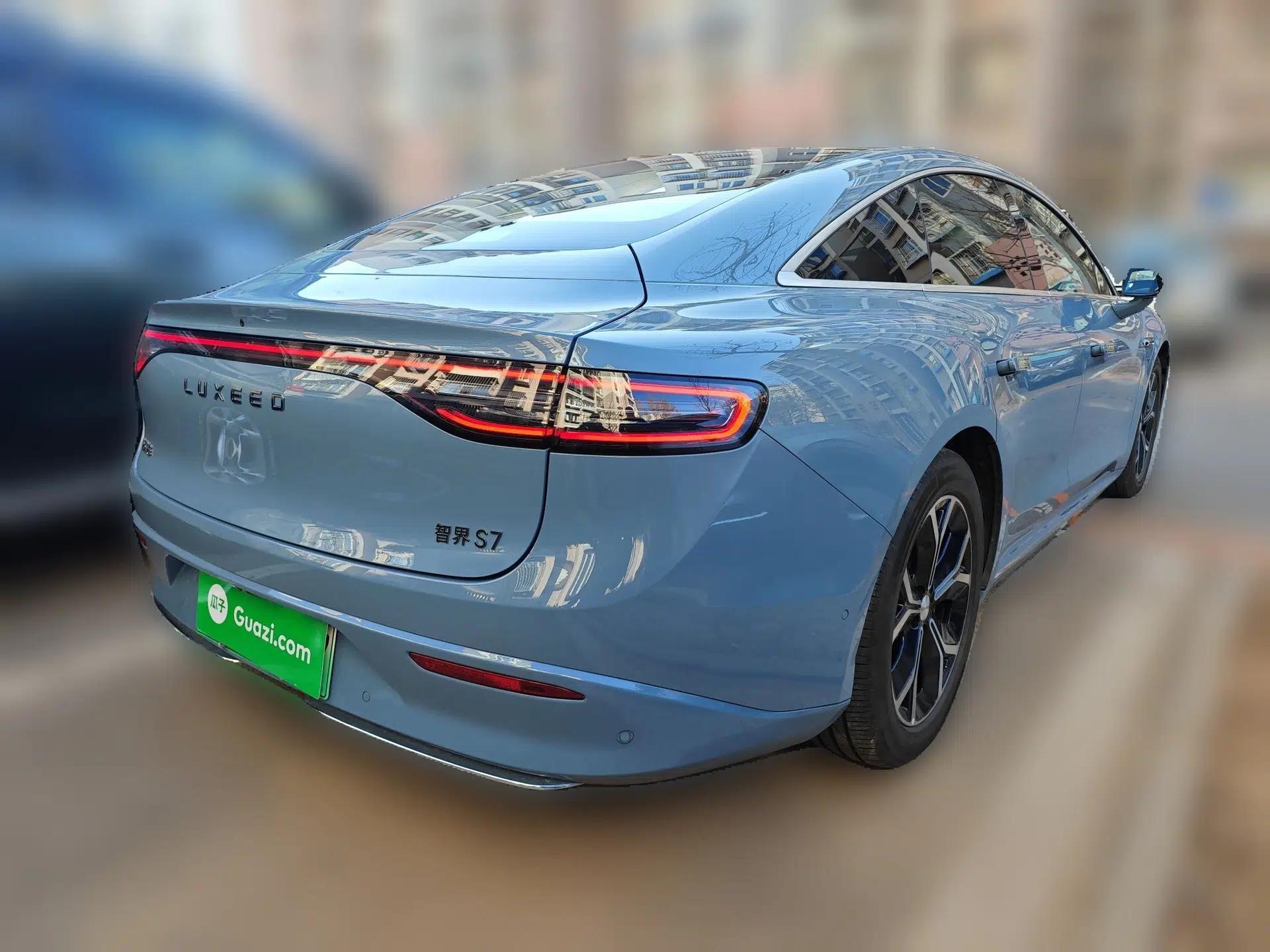 Hima Luxeed S7 2024 Max Rear-Drive Long-Range Intelligent Driving Version — миниатюра 6