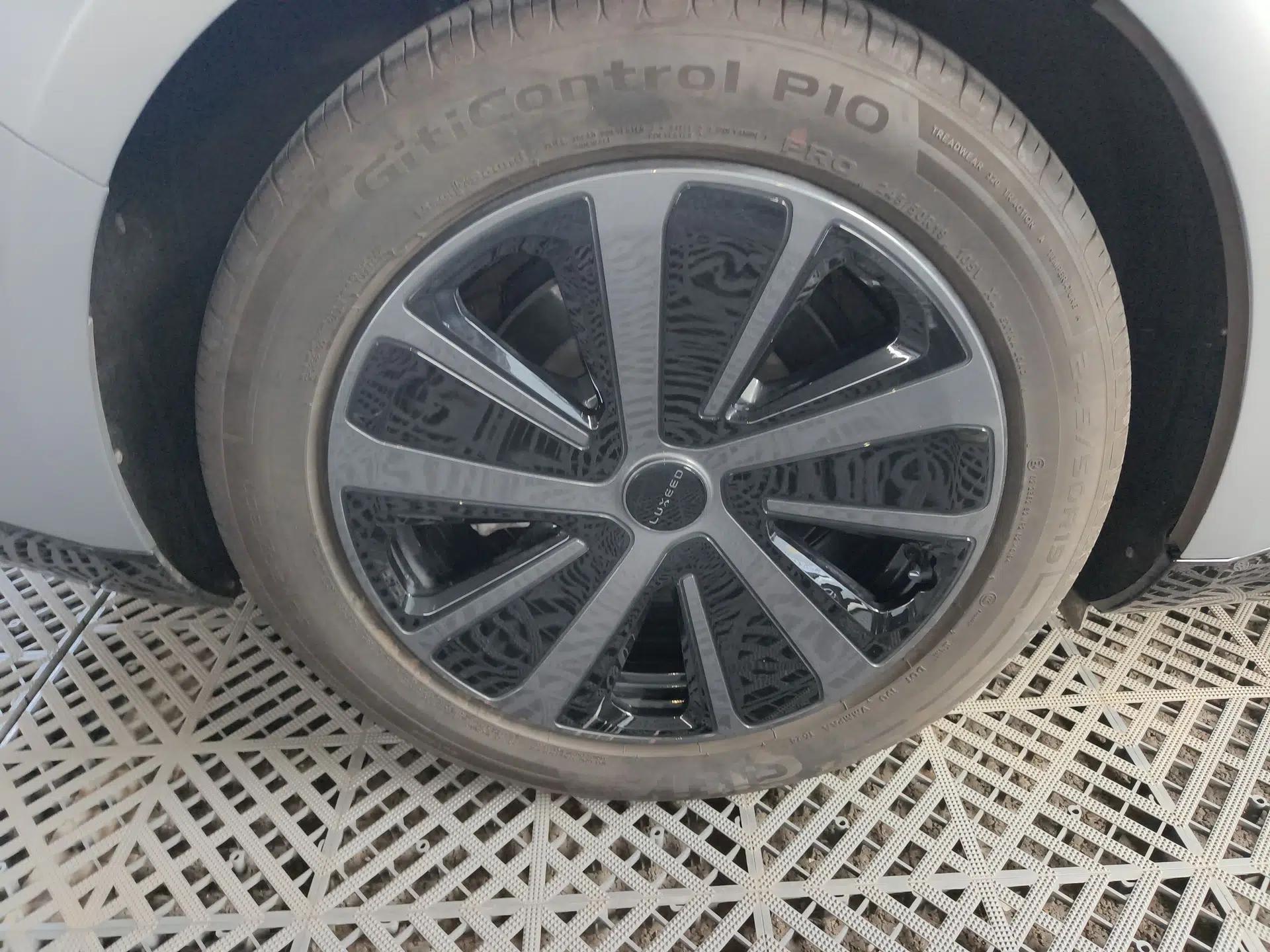 Hima Luxeed S7 2024 Max Rear-Drive Long-Range Intelligent Driving Version — миниатюра 11