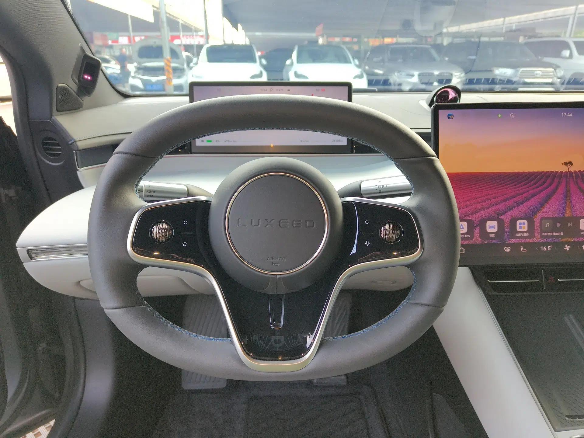 Hima Luxeed S7 2024 Max Rear-Drive Long-Range Intelligent Driving Version — миниатюра 13
