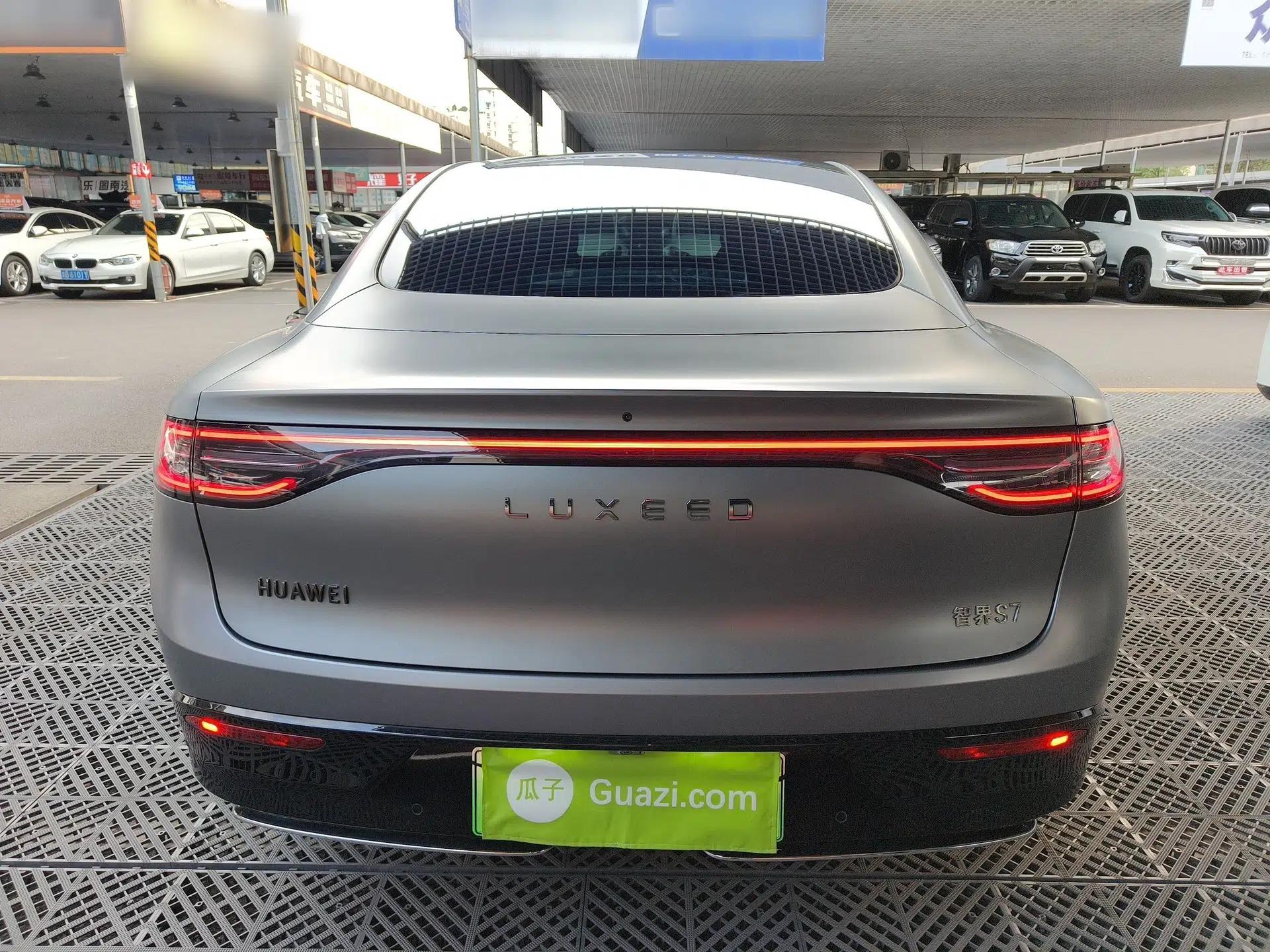 Hima Luxeed S7 2024 Max Rear-Drive Long-Range Intelligent Driving Version — миниатюра 3