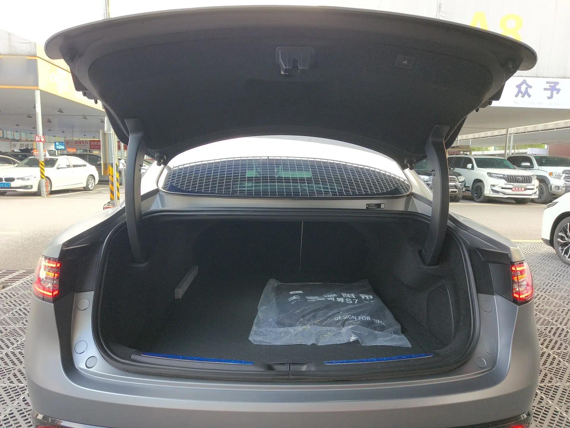 Hima Luxeed S7 2024 Max Rear-Drive Long-Range Intelligent Driving Version — миниатюра 22