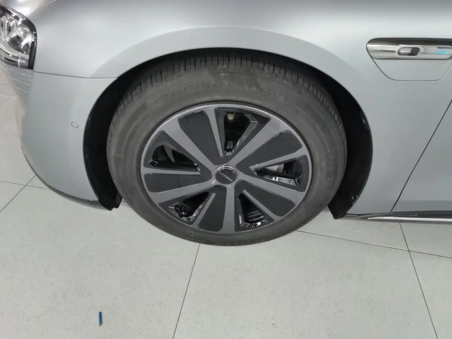 Hima Luxeed S7 2024 Max+ Rear-Drive Ultra-Range Intelligent Driving Edition — миниатюра 10