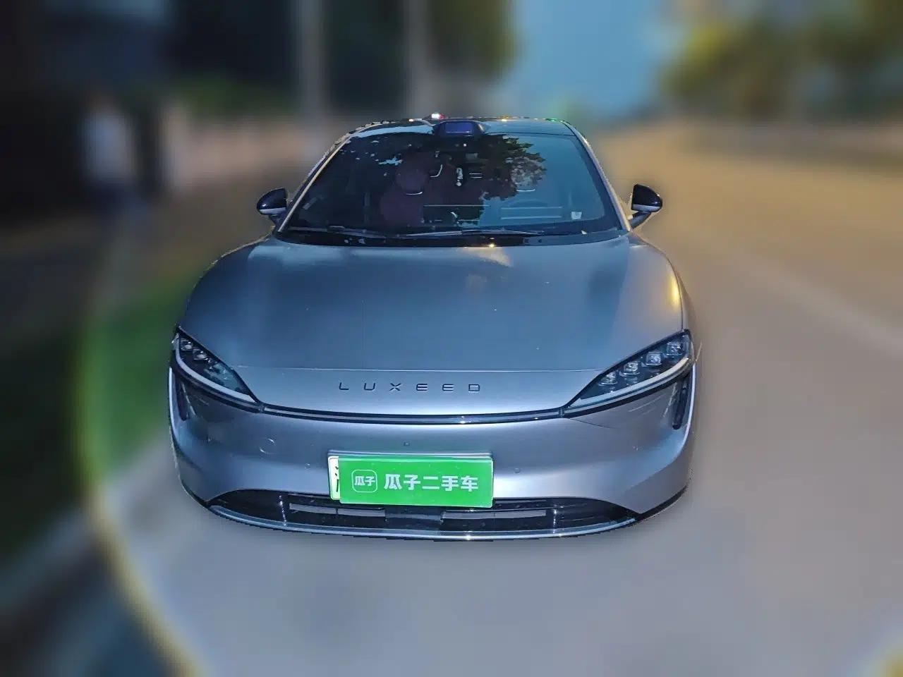 Hima Luxeed S7 2024 Max+ Rear-Drive Ultra-Range Intelligent Driving Edition — миниатюра 2