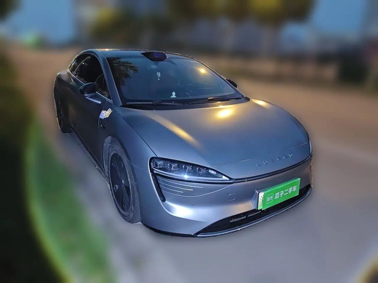 Hima Luxeed S7 2024 Max+ Rear-Drive Ultra-Range Intelligent Driving Edition — миниатюра 3