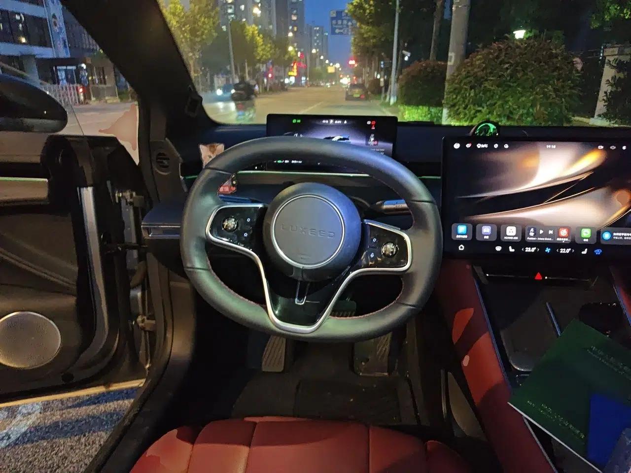 Hima Luxeed S7 2024 Max+ Rear-Drive Ultra-Range Intelligent Driving Edition — миниатюра 10