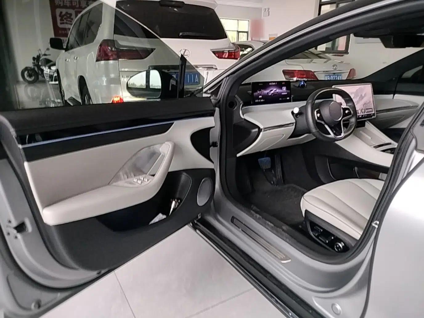 Hima Luxeed S7 2024 Max RS Four-Wheel-Drive Performance Edition — миниатюра 23