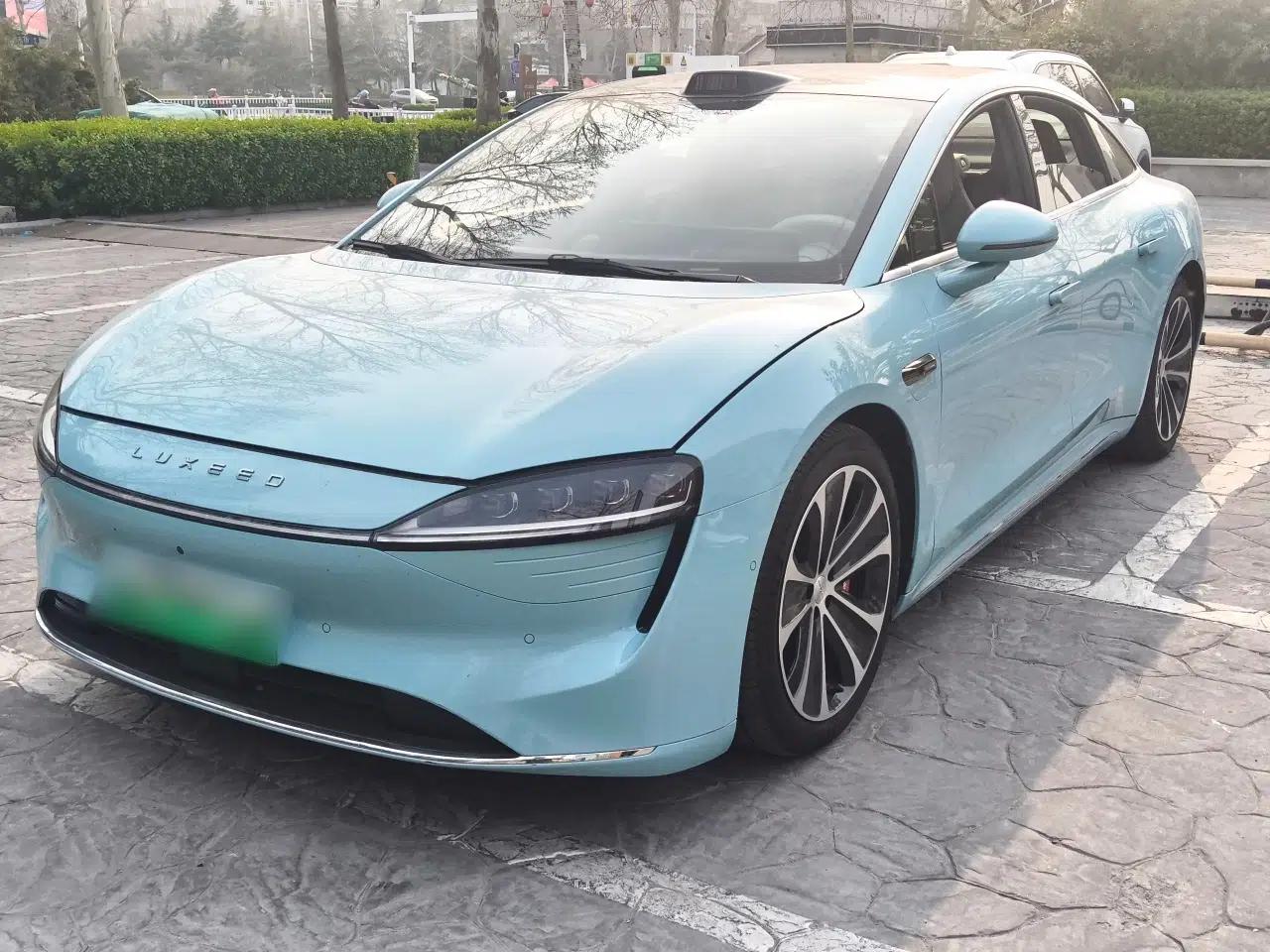 Hima Luxeed S7 2024 Ultra Four-Wheel Drive Flagship Edition — миниатюра 1