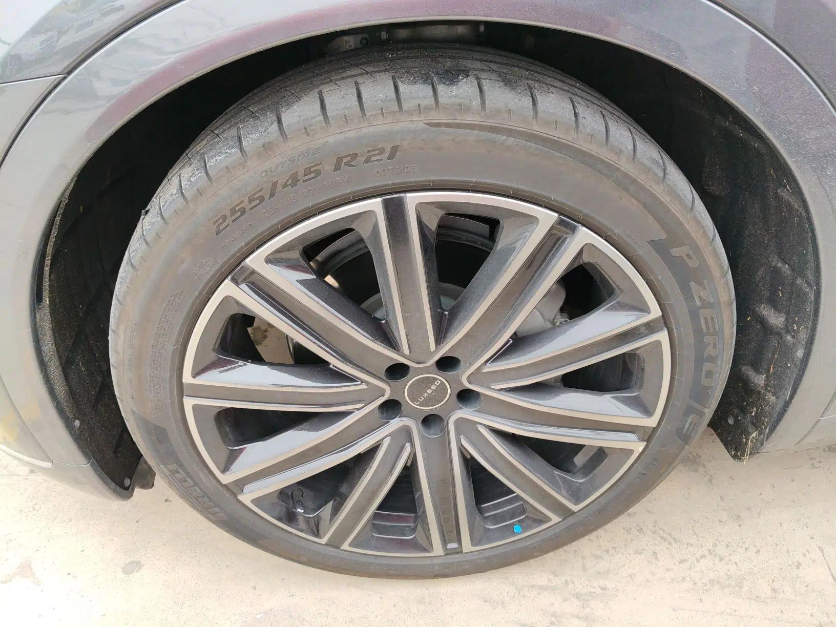 Hima Luxeed R7 2024 All-Electric 667 km Max — миниатюра 5