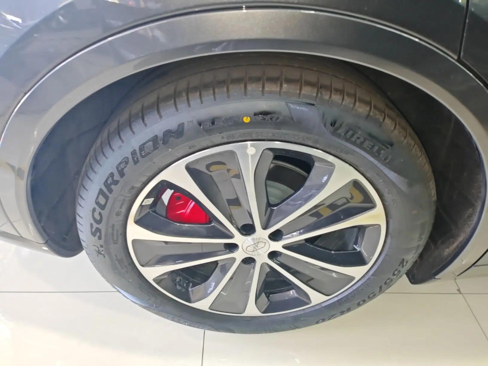 Hima Luxeed R7 2026 Model Range-Extending Ultra — миниатюра 11