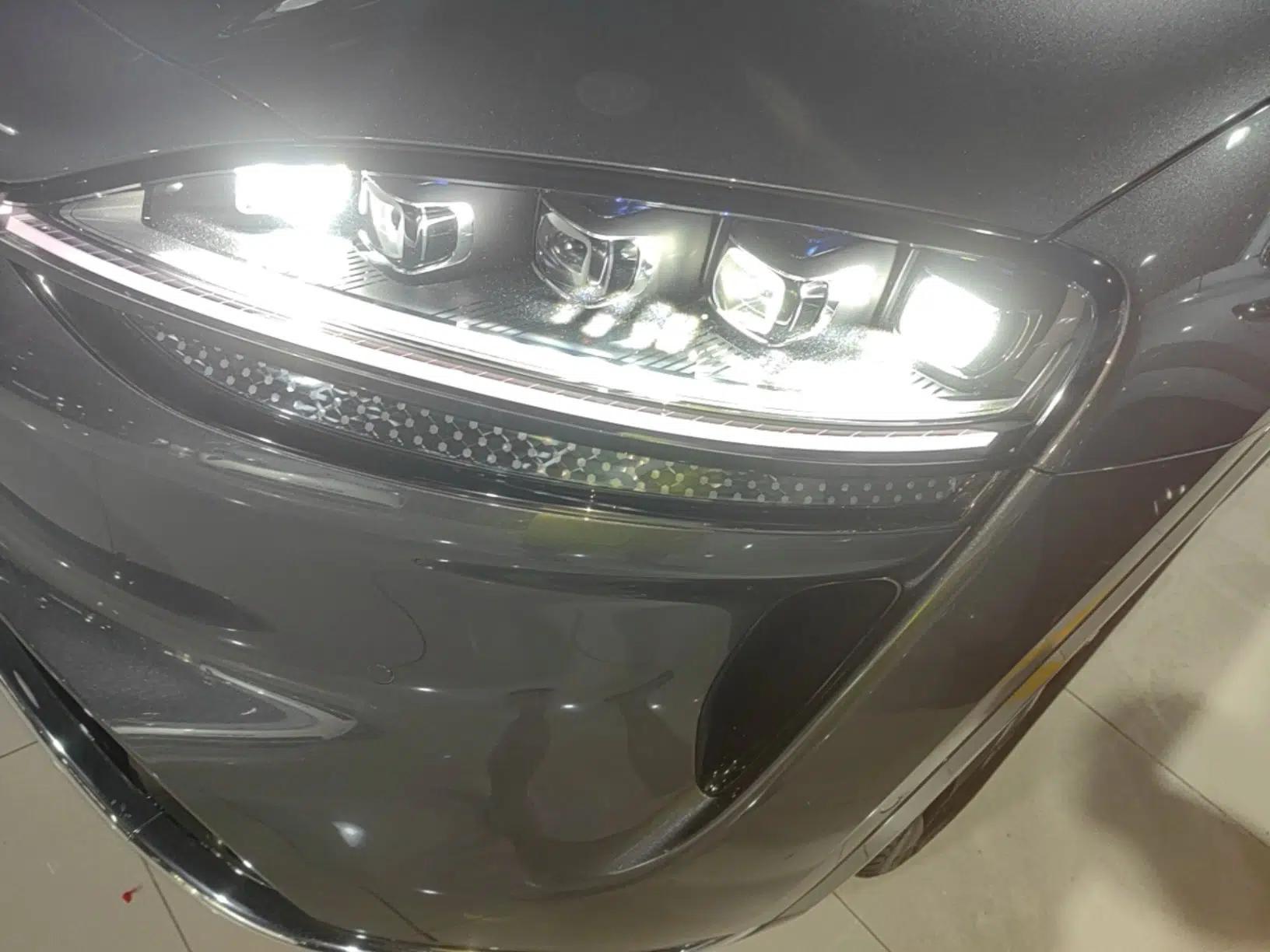 Hima Luxeed R7 2026 Model Range-Extending Ultra — миниатюра 6