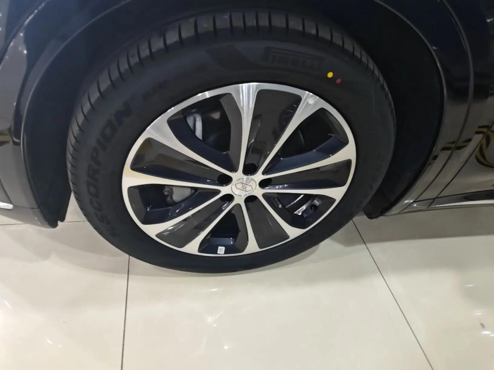 Hima Luxeed R7 2026 Model Range-Extending Max — миниатюра 10