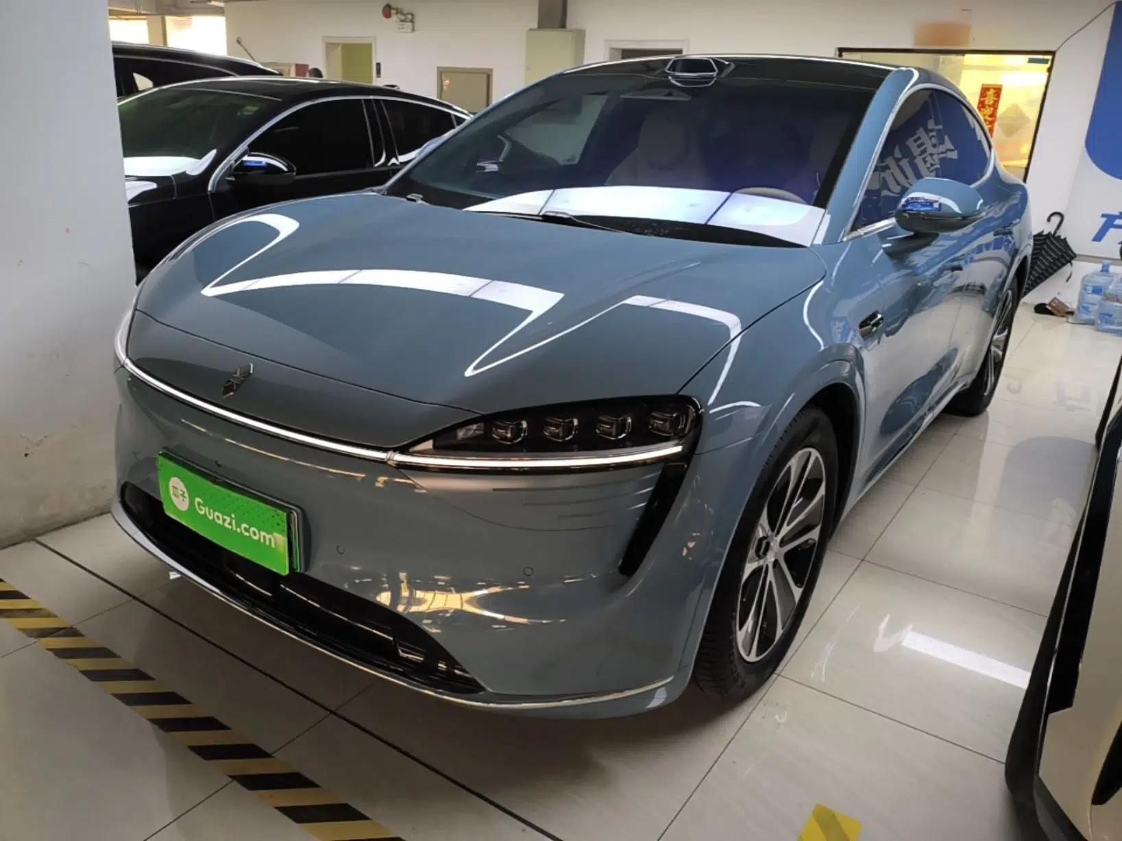 Hima Luxeed R7 2024 Pure Electric 667km Pro — миниатюра 1