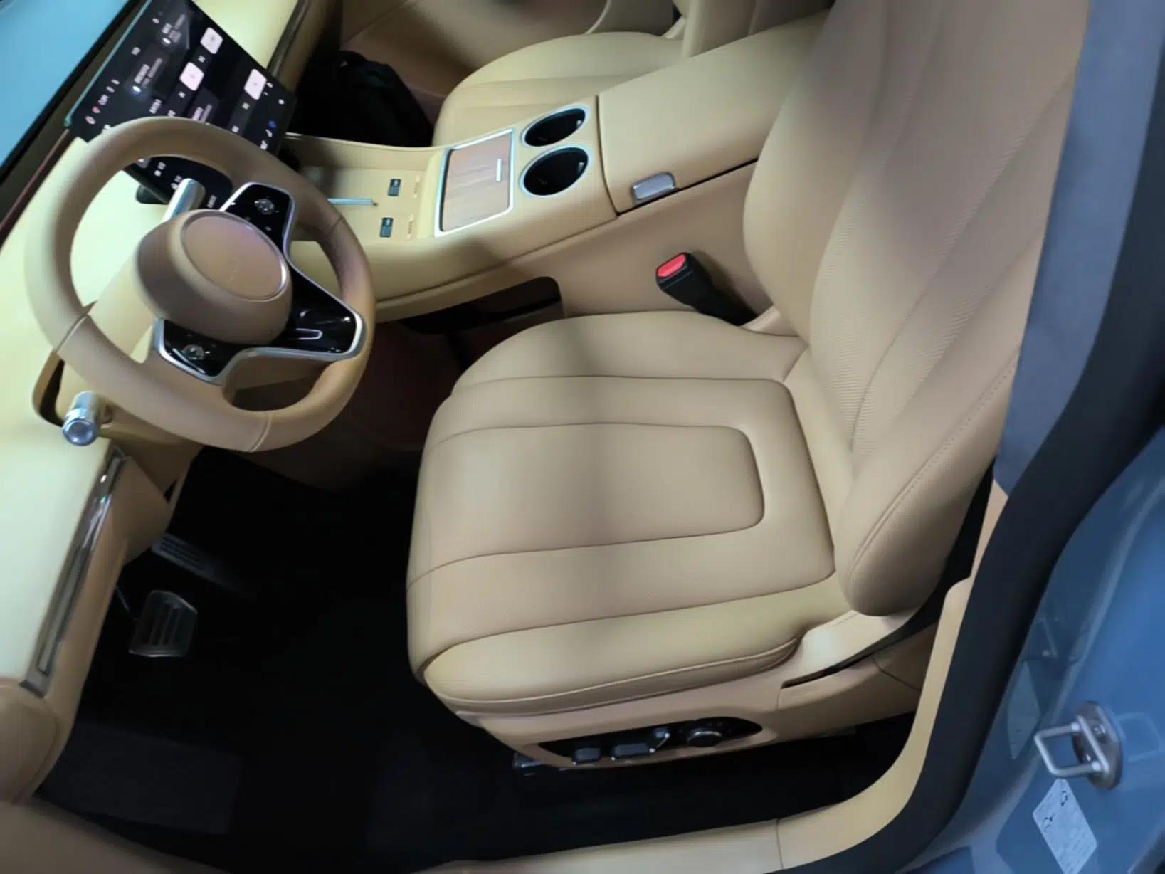 Hima Luxeed R7 2024 Pure Electric 667km Pro — миниатюра 17