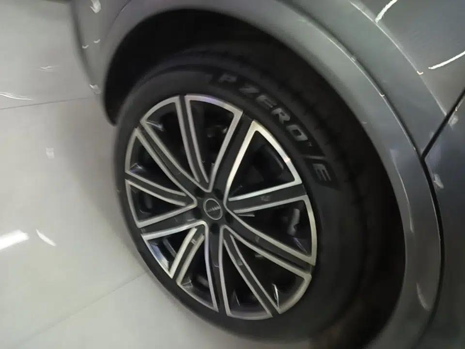 Hima Luxeed R7 2024 All-Electric 667 km Max — миниатюра 11