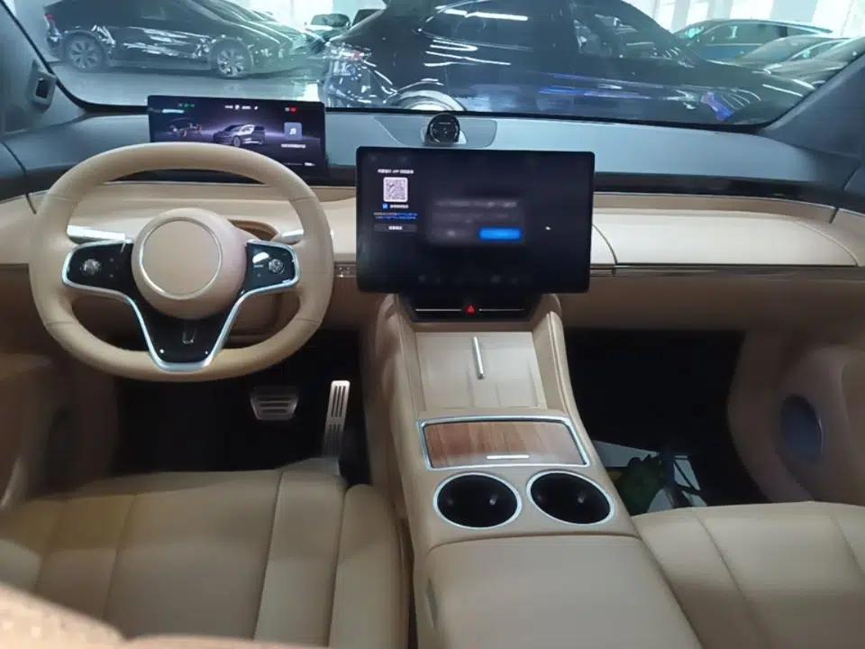 Hima Luxeed R7 2024 All-Electric 667 km Max — миниатюра 17
