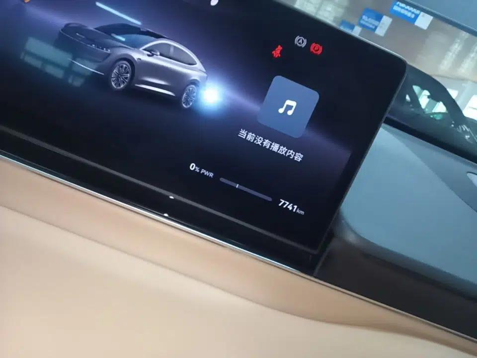 Hima Luxeed R7 2024 All-Electric 667 km Max — миниатюра 19