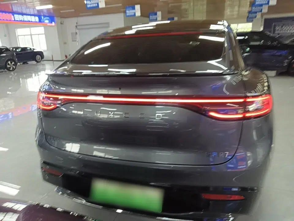 Hima Luxeed R7 2024 All-Electric 667 km Max — миниатюра 5