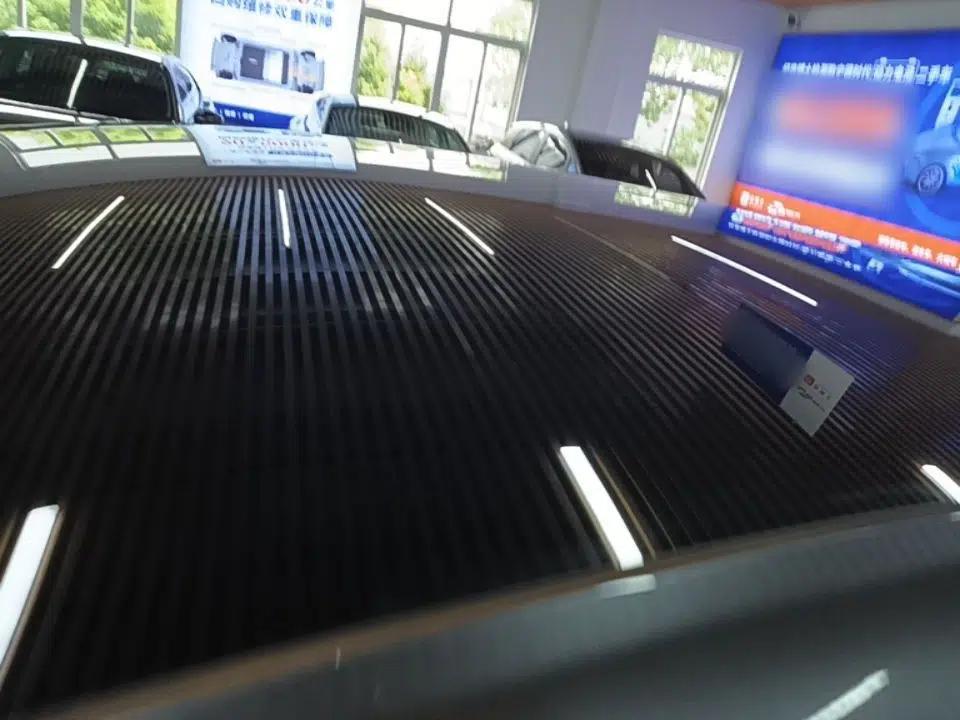 Hima Luxeed R7 2024 All-Electric 667 km Max — миниатюра 7
