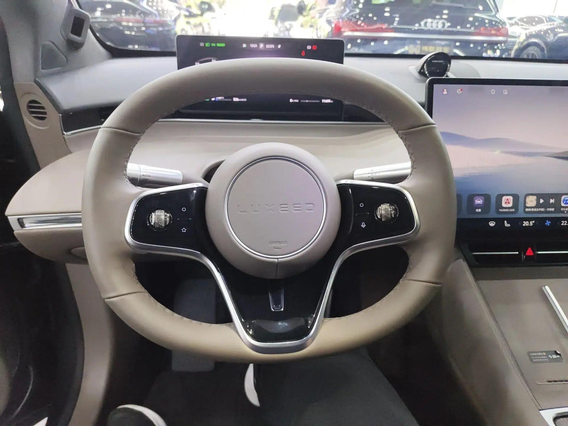 Hima Luxeed R7 2025 Range-Extended Version 251 km Max — миниатюра 13