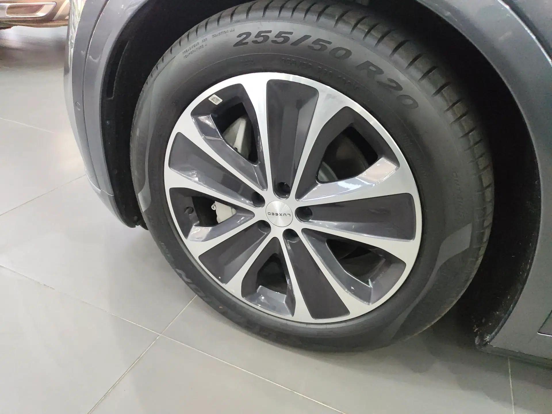 Hima Luxeed R7 2025 Range-Extended Version 251 km Max — миниатюра 10