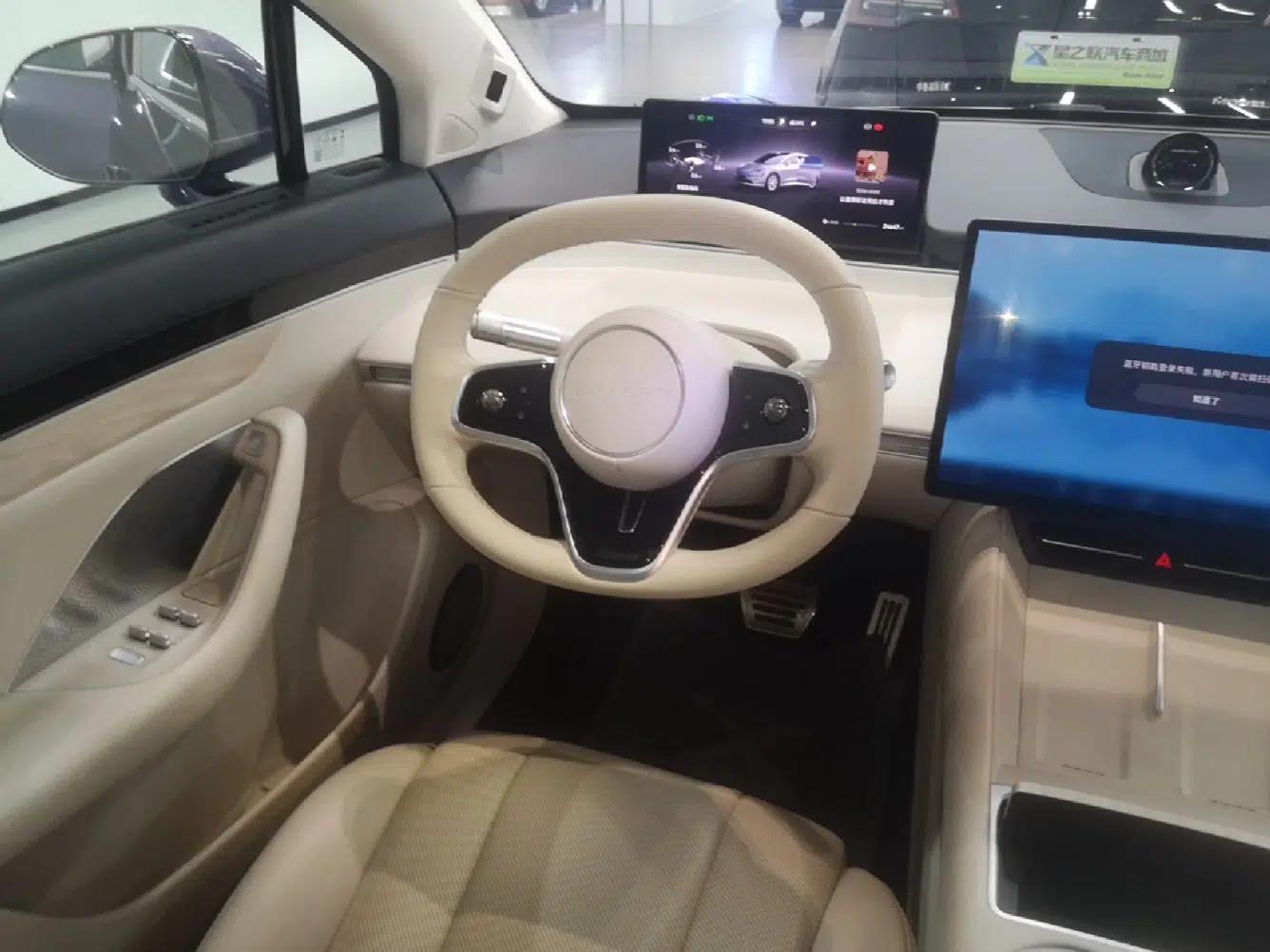 Hima Luxeed R7 2024 All-Electric 802 km Max — миниатюра 13