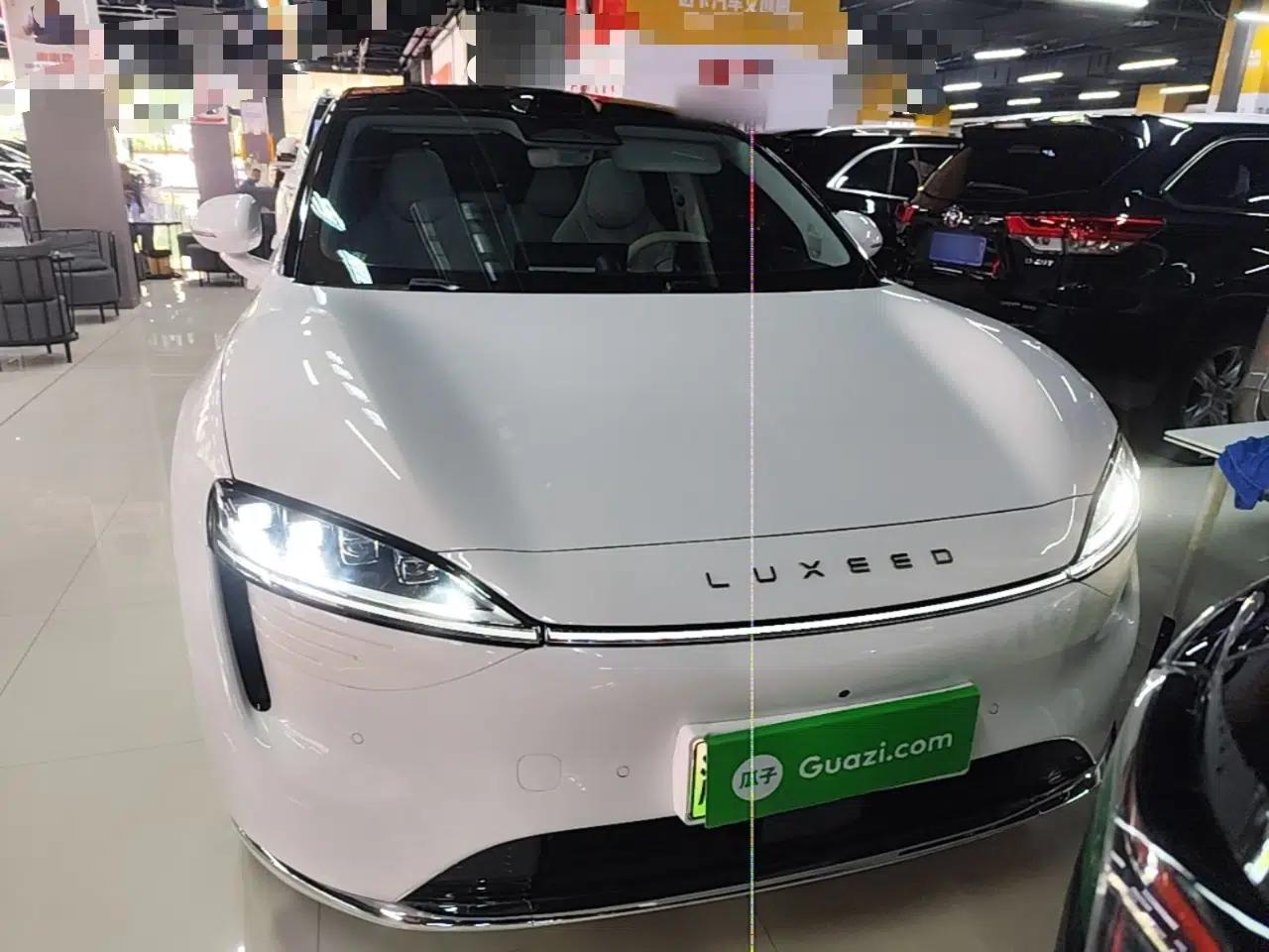 Hima Luxeed R7 2024 All-Electric 802 km Max — миниатюра 2