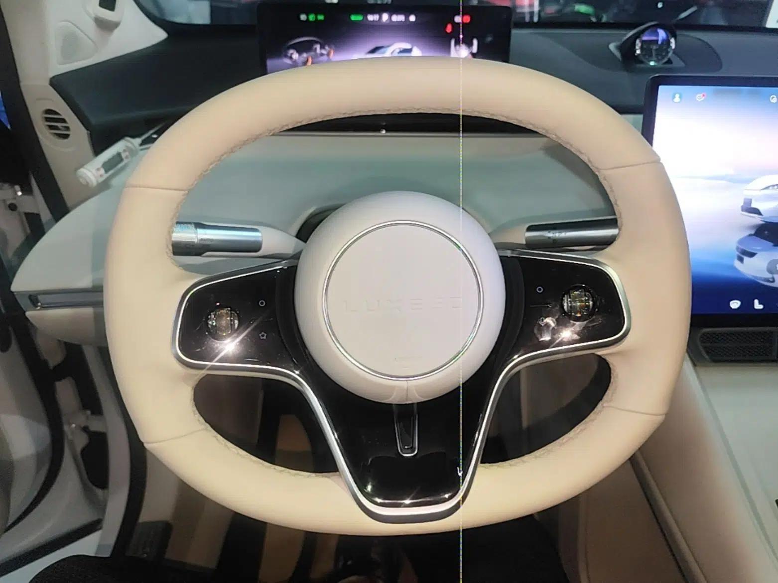 Hima Luxeed R7 2024 All-Electric 802 km Max — миниатюра 13