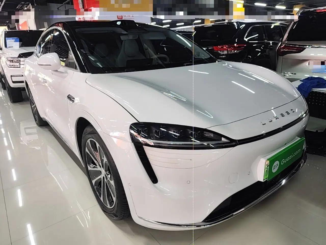 Hima Luxeed R7 2024 All-Electric 802 km Max — миниатюра 3