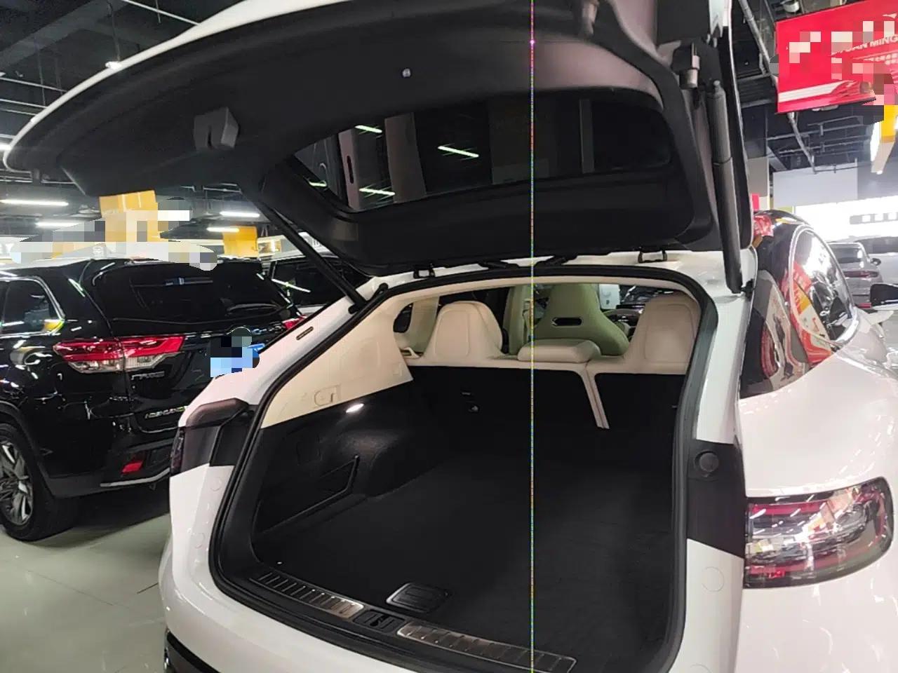 Hima Luxeed R7 2024 All-Electric 802 km Max — миниатюра 22