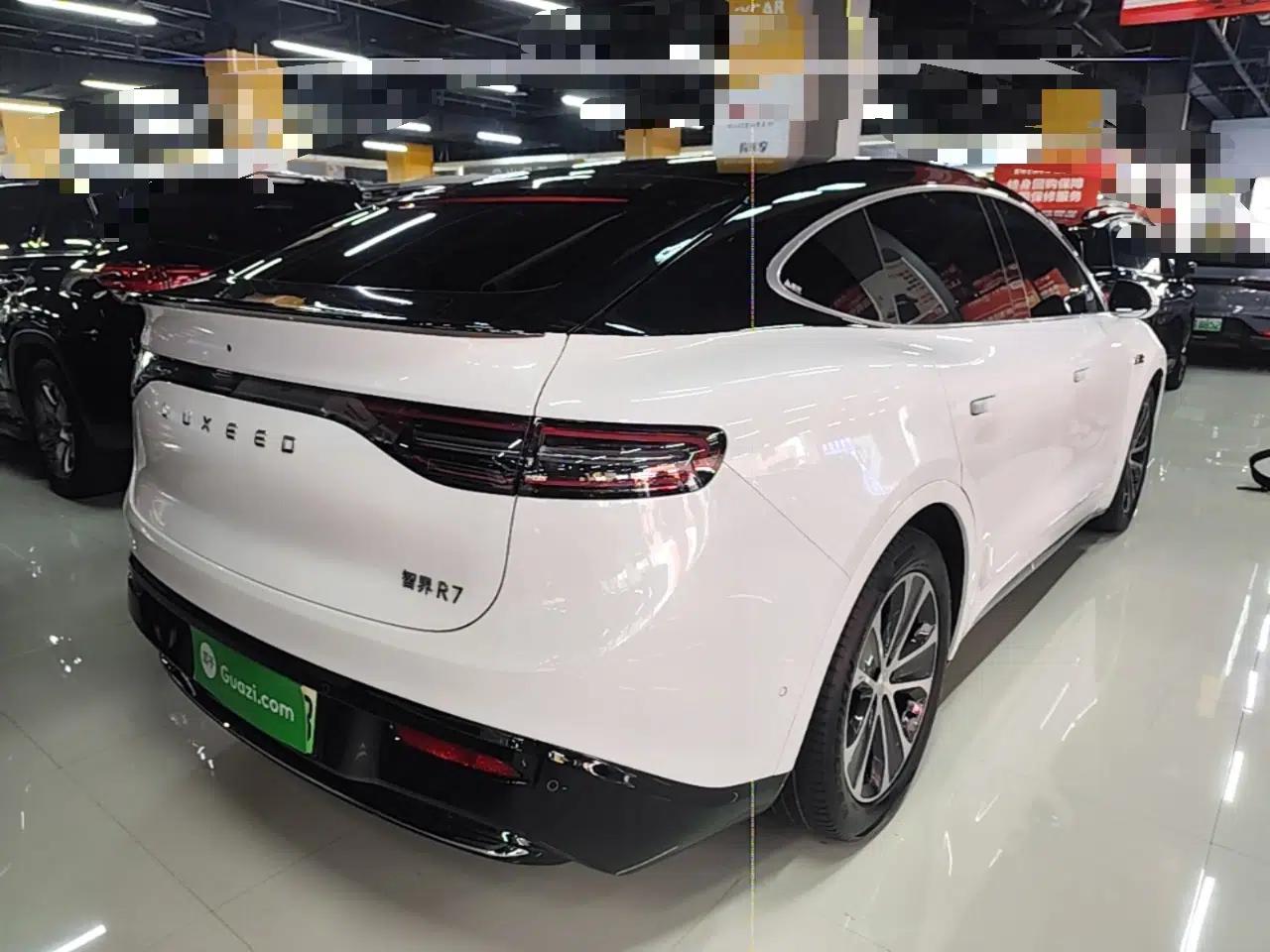 Hima Luxeed R7 2024 All-Electric 802 km Max — миниатюра 6