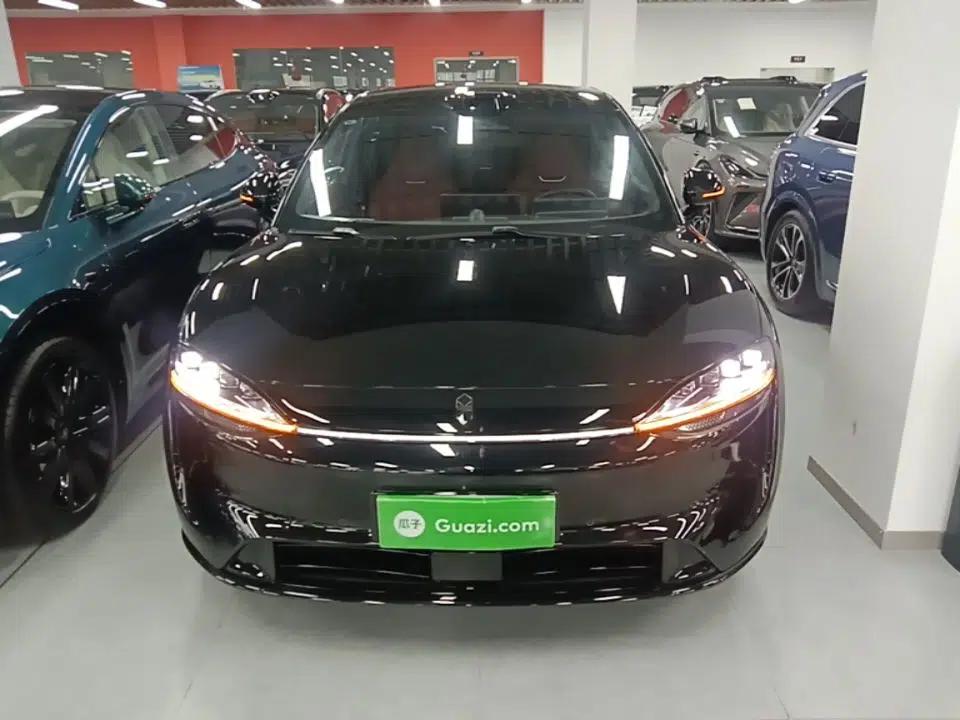 Hima Luxeed R7 2026 Model Pure Electric Ultra — миниатюра 2