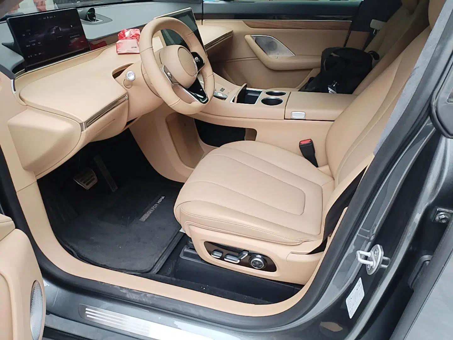Hima Luxeed R7 2024 All-Electric 802 km Max — миниатюра 17