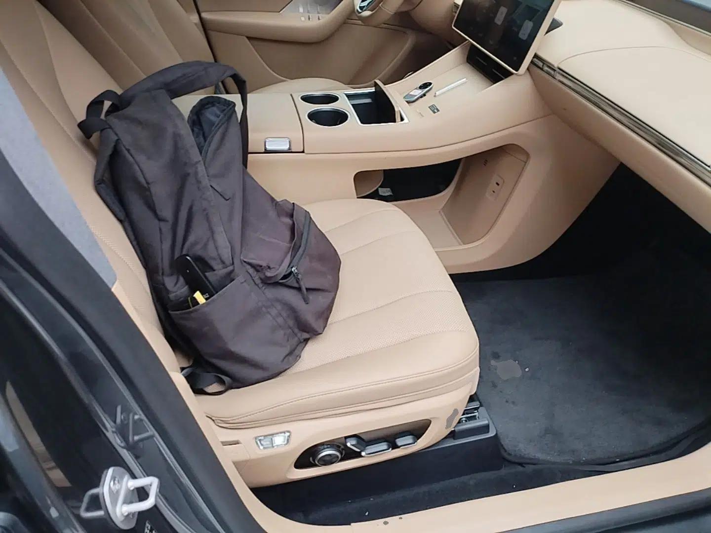Hima Luxeed R7 2024 All-Electric 802 km Max — миниатюра 19