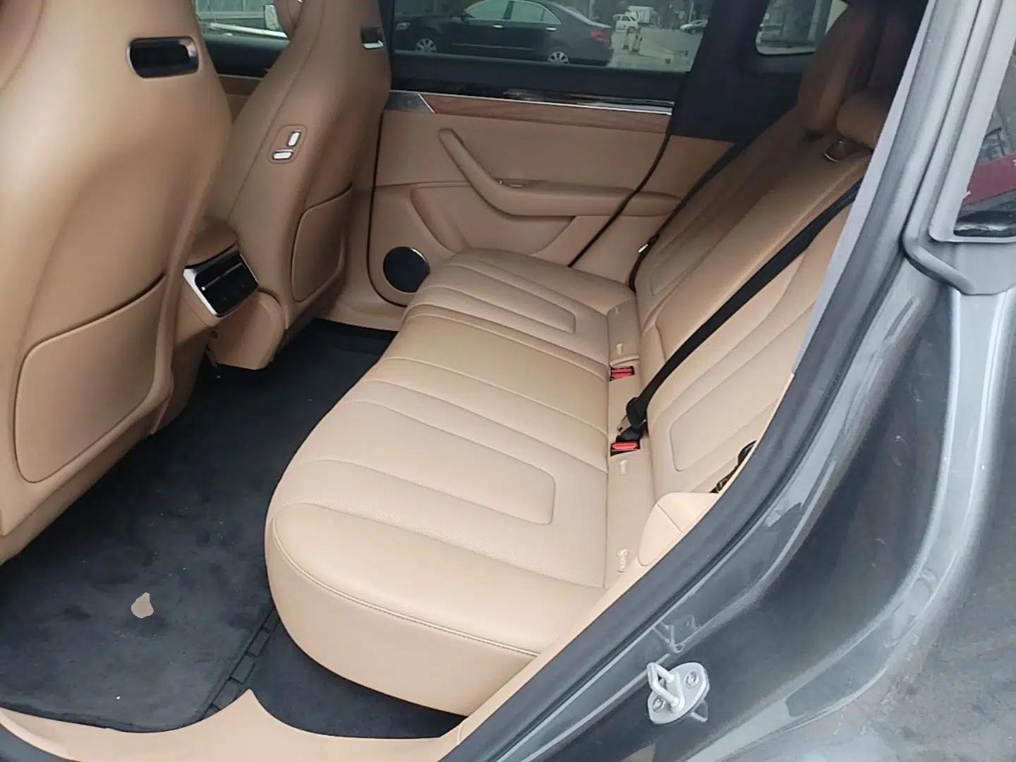 Hima Luxeed R7 2024 All-Electric 802 km Max — миниатюра 20
