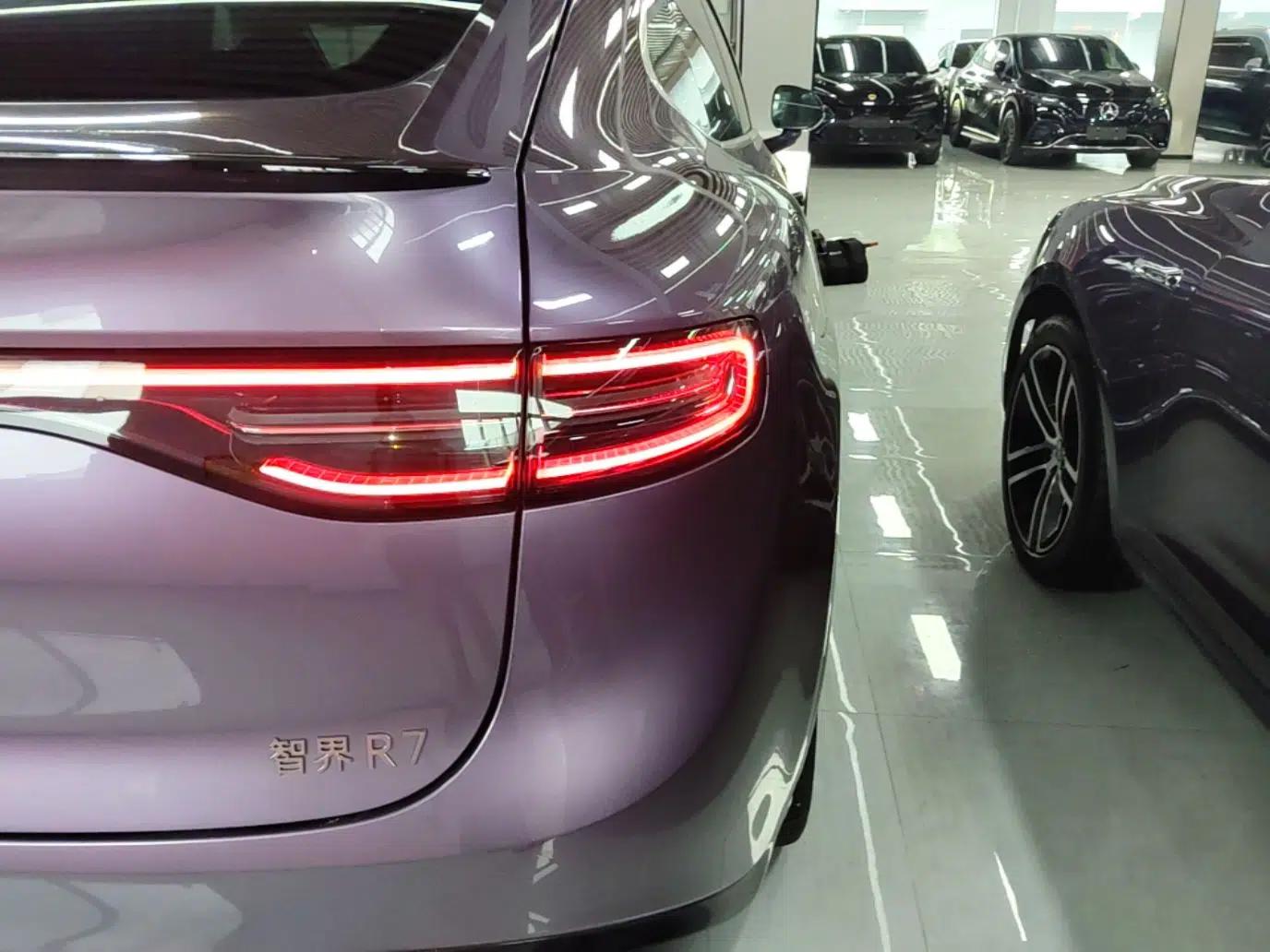 Hima Luxeed R7 2025 Extended-Range 331km Ultra — миниатюра 9