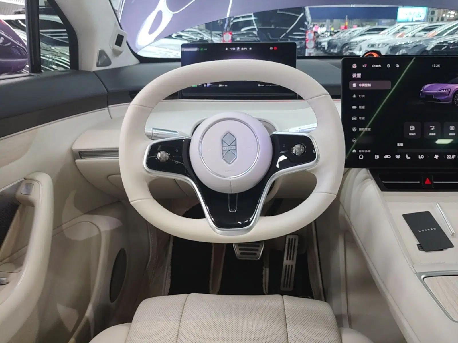 Hima Luxeed R7 2025 Range-Extended Version 251 km Max — миниатюра 18