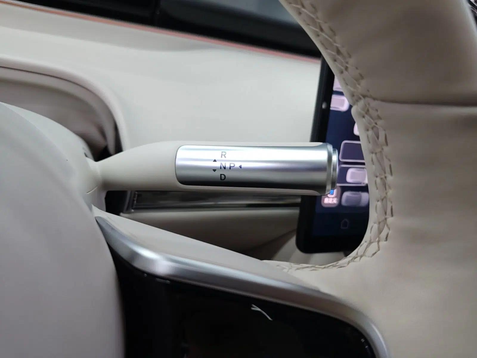 Hima Luxeed R7 2025 Range-Extended Version 251 km Max — миниатюра 21